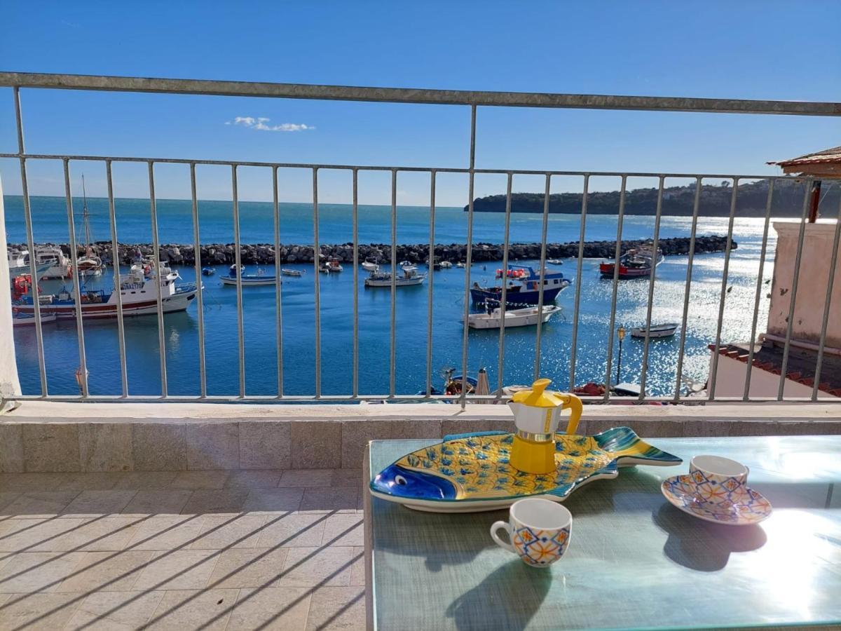 Апартаменты La Terrazza Di Maria Прочида Экстерьер фото