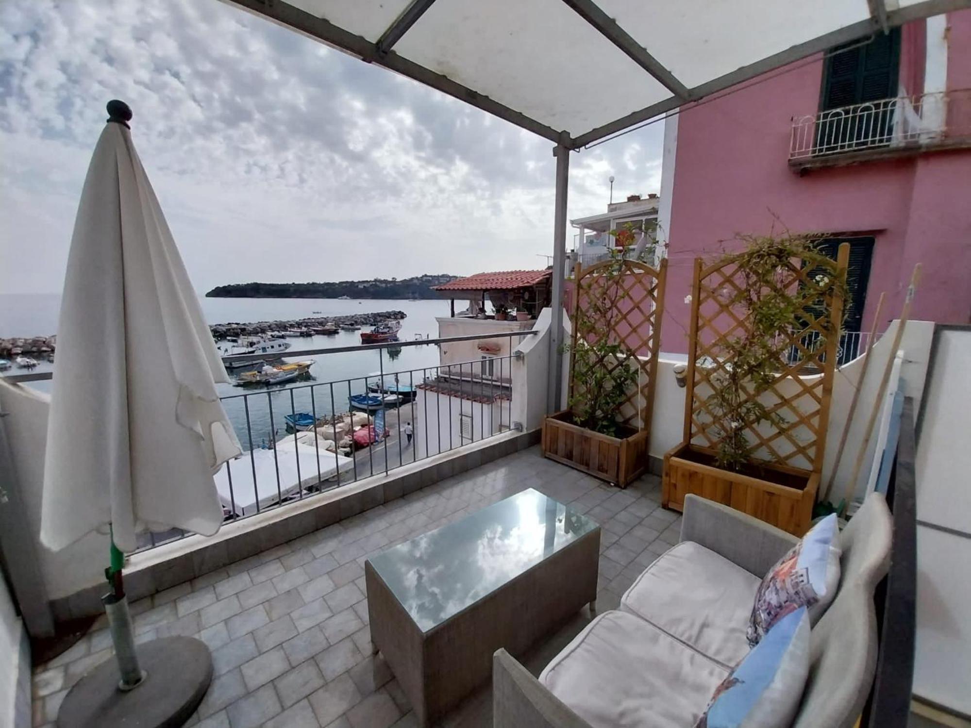 Апартаменты La Terrazza Di Maria Прочида Экстерьер фото
